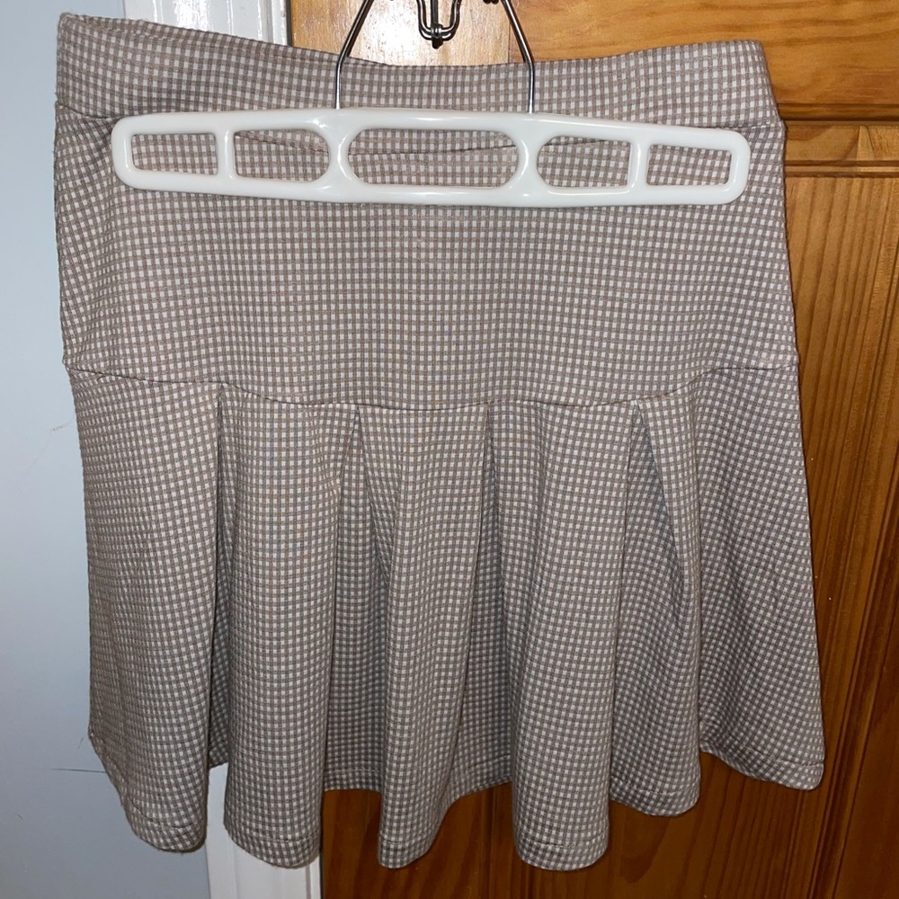 mini skirt